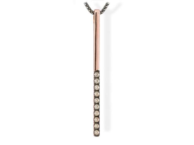 Gargantilla KALUGA Coñac en plata rosa de Marina Garcia Joyas en plata Gargantilla de plata de primera ley (925) chapada en oro rosa de 18kt con circonita coñac. (Largo de gargantilla: 42+3 cm. Tamaño del colgante: 5,7 cm.)