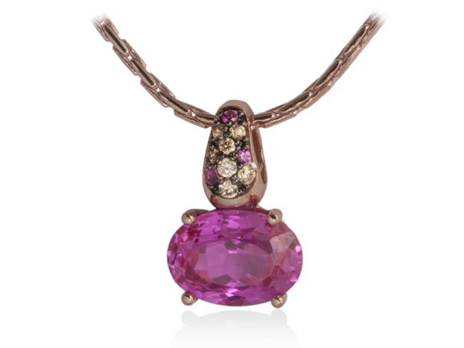 Pendant KELLY Fuchsia in rose Silver de Marina Garcia Joyas en plata Pendant in 18kt rose gold plated 925 sterling silver, cubic zirconia and synthetic ruby. (Chain is not included)