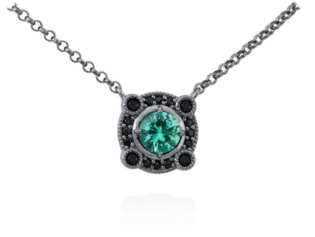 Pendant RETRO Green in black silver de Marina Garcia Joyas en plata Pendant in ruthenium plated 925 sterling silver, synthetic black spinel and synthetic stone in emerald color. (length: 41+5  cm.)