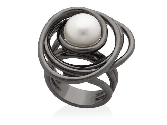 Ring ATAME in black Silver de Marina Garcia Joyas en plata Ring in ruthenium plated 925 sterling silver and freshwater cultured pearl