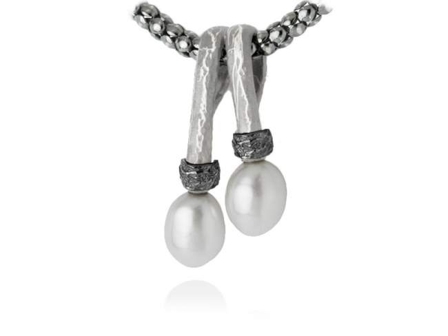 Pendant DUET in black Silver de Marina Garcia Joyas en plata Pendant in 925 sterling silver and freshwater cultured pearls  (Chain is not included)