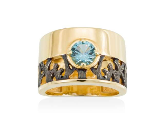 Ring ARRECIFE Blue in golden silver de Marina Garcia Joyas en plata Ring in 18kt yellow gold and ruthenium plated 925 sterling silver and synthetic stone in aquamarine color.  