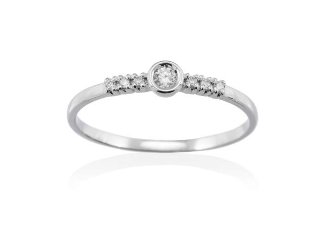 Ring in 18kt. Gold and diamonds de Marina Garcia Joyas en plata Ring in rodhium plated 18kt white gold with 7 diamonds carat total weight 0.08  (Color: Top Wesselton (G) Clarity: SI).