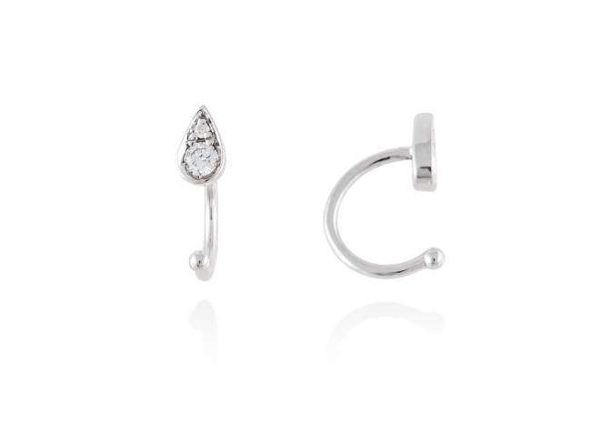 Earrings in 18kt. Gold and diamonds de Marina Garcia Joyas en plata Earrings in rodhium plated 18kt white gold with 4 diamonds carat total weight 0.13 (Color: Top Wesselton (G) Clarity: SI).